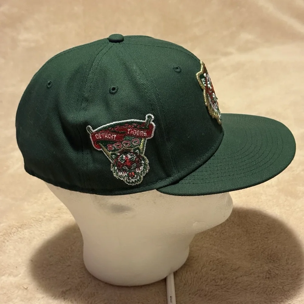 Detroit Tigers New Era Cooperstown 59Fifty Green Red UV Fitted Hat 7 3/8